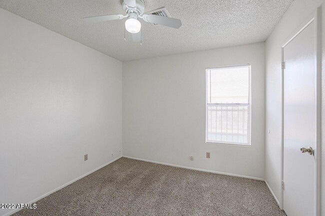 Building Photo - 7320 W Krall St