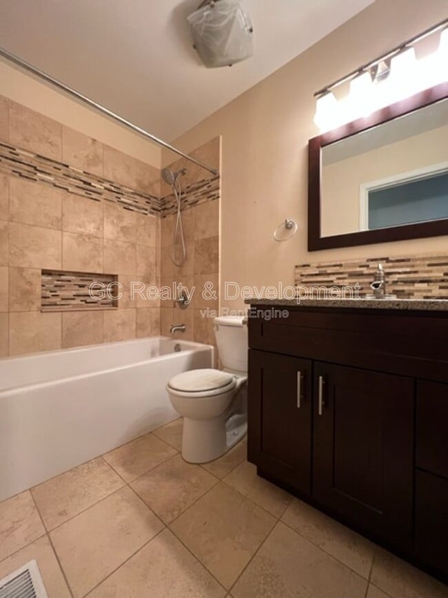 Building Photo - 12 Wild Rose Ct