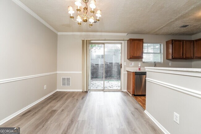 Building Photo - 1418 Stonegate Ct