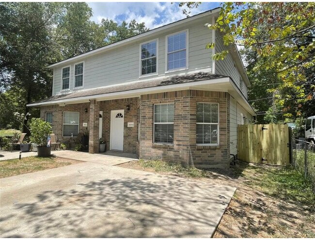 Primary Photo - 8119 Caddo Rd