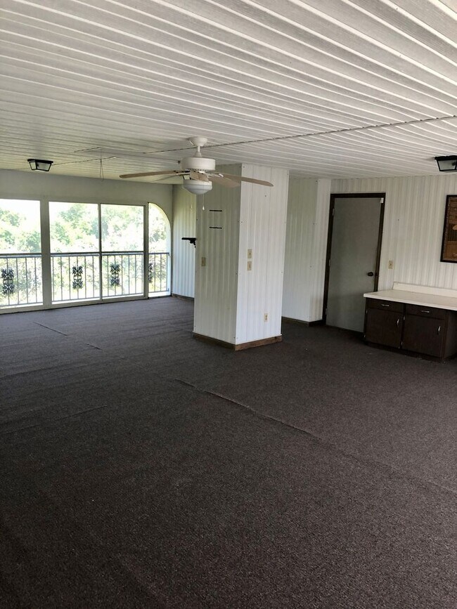 Building Photo - 1003 Dora Ave