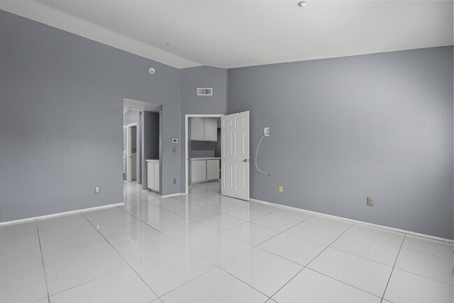 Building Photo - 16001 Filbert St
