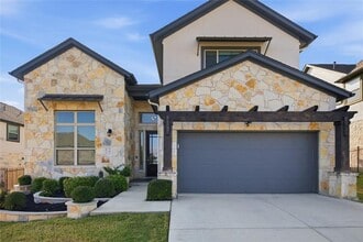 Building Photo - 607 Achilles St