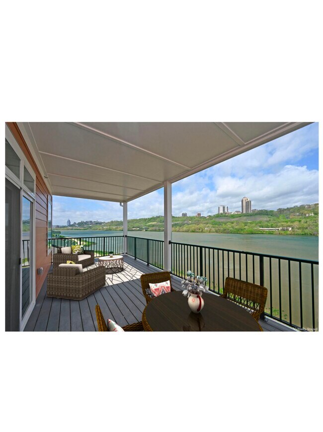 Building Photo - 617 Manhattan Blvd