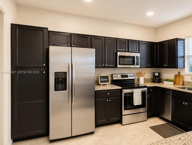 Building Photo - 9160 SW 171st Ct
