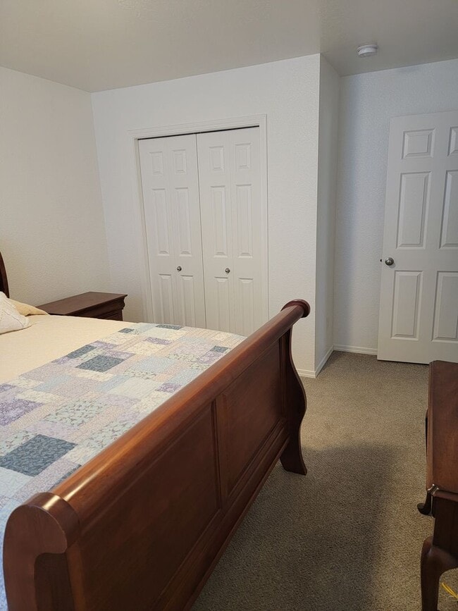 Building Photo - Available July 15th - Newer Home for Rent ...