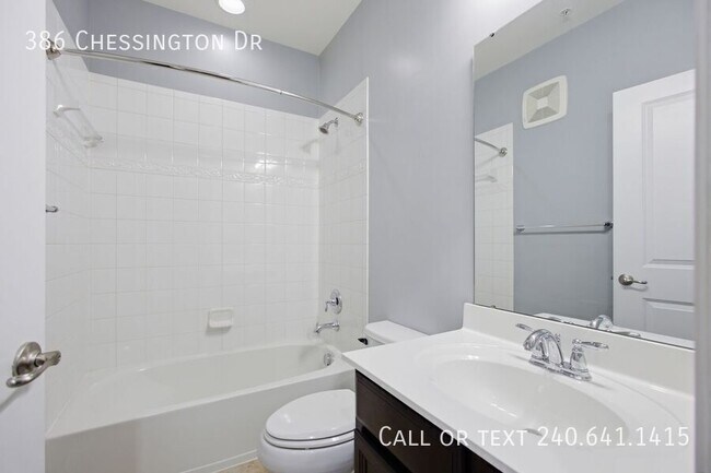 Building Photo - 386 Chessington Dr