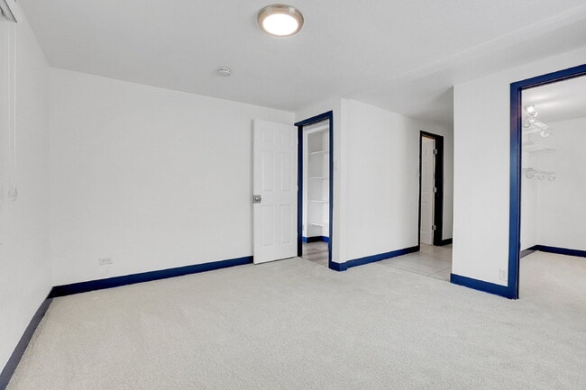 Building Photo - $2,850 - 3 Bed, 2 Bath Updated Home in Den...