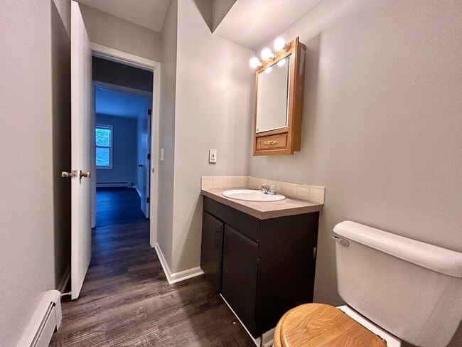 Building Photo - Two Bedroom Apartment in Walker - $400 Off Move-in by End of January!