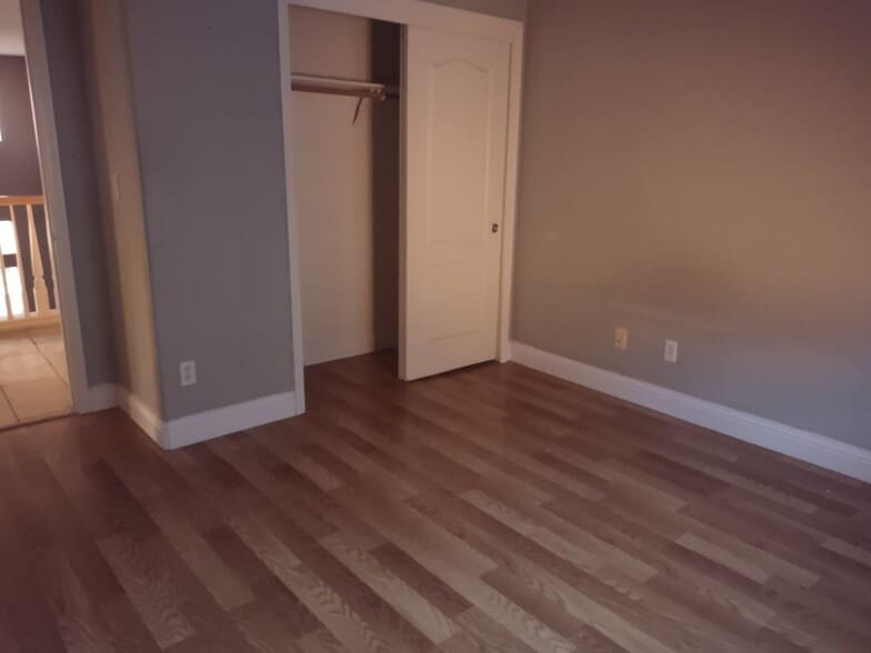 Building Photo - 3013 Collingham Ct