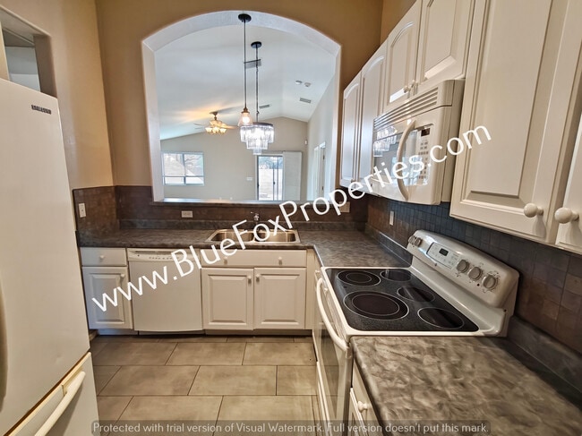 Building Photo - 5257 N Crowley Ln