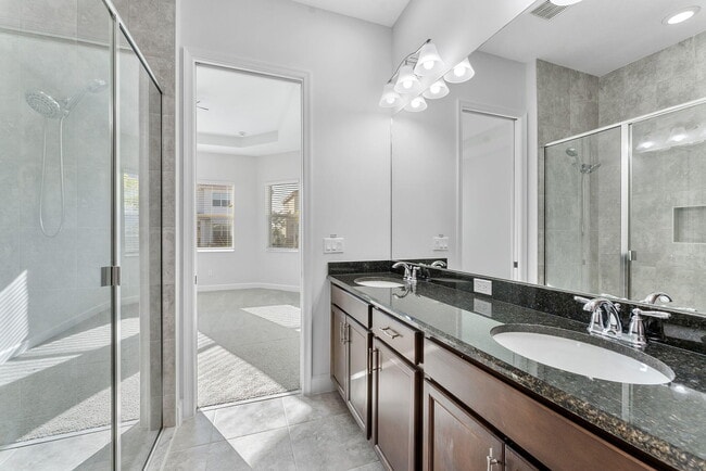 Building Photo - 5747 Shr Pne Pl