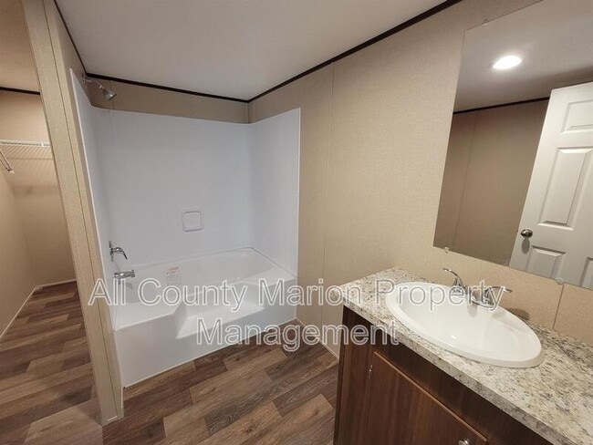 Building Photo - 11392 NW 16th Pl