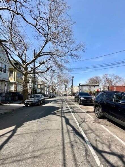Building Photo - 98 Van Nostrand Ave