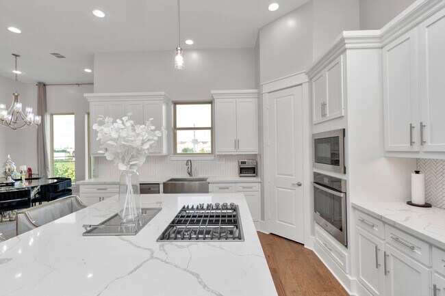 Building Photo - 4962 Edison Park Ln