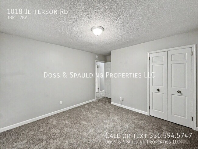 Building Photo - 1018 Jefferson Rd