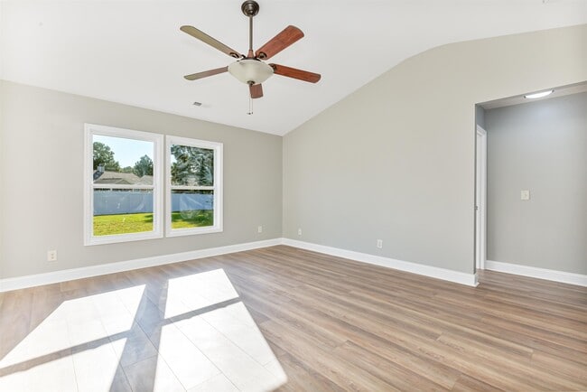 Building Photo - 4008 Scarlet Oak Ct