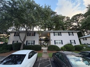 Building Photo - 789 Jordan Ln