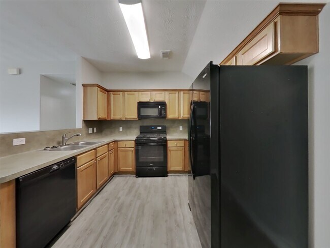 Building Photo - 24307 Hard Wood Dr