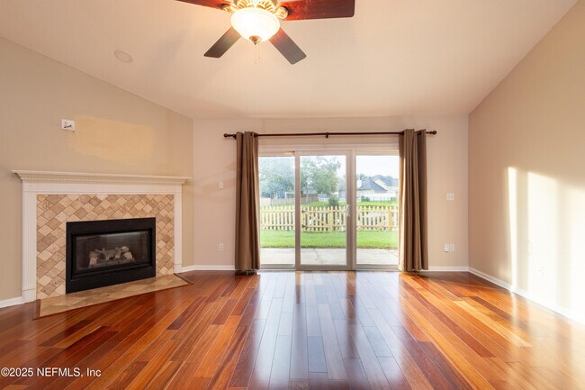 Building Photo - 1341 Grey Feather Ln