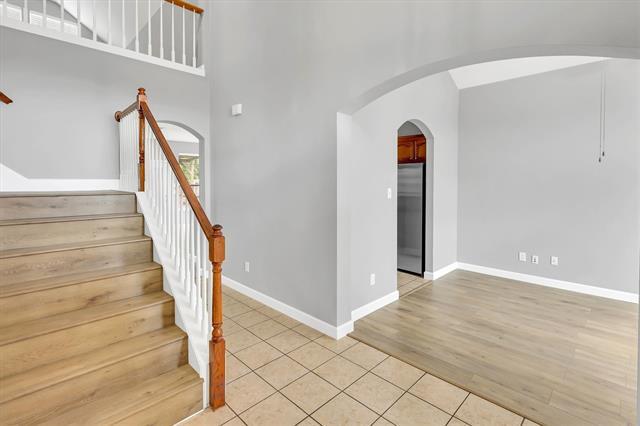 Building Photo - 6113 Farrah Dr