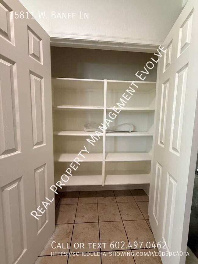 Building Photo - 15811 W Banff Ln