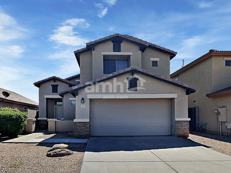 Primary Photo - 5361 W Huntington Dr