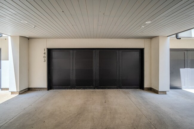 Building Photo - 7207 Gaston Ave