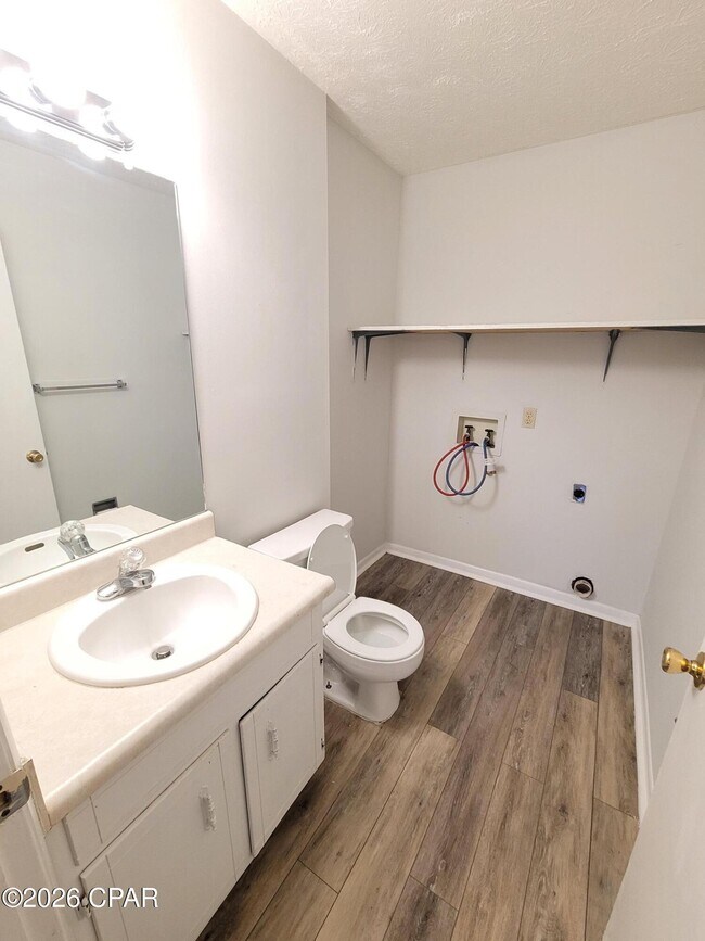 Building Photo - 1727 Illinois Ave