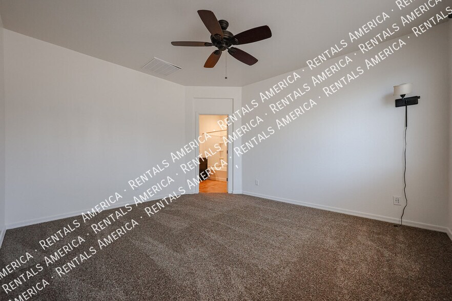 Building Photo - 41192 W Rio Bravo Dr
