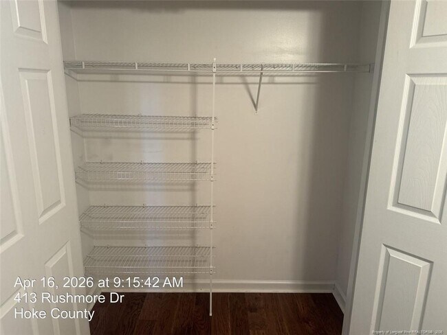 Building Photo - 413 Rushmore Ct