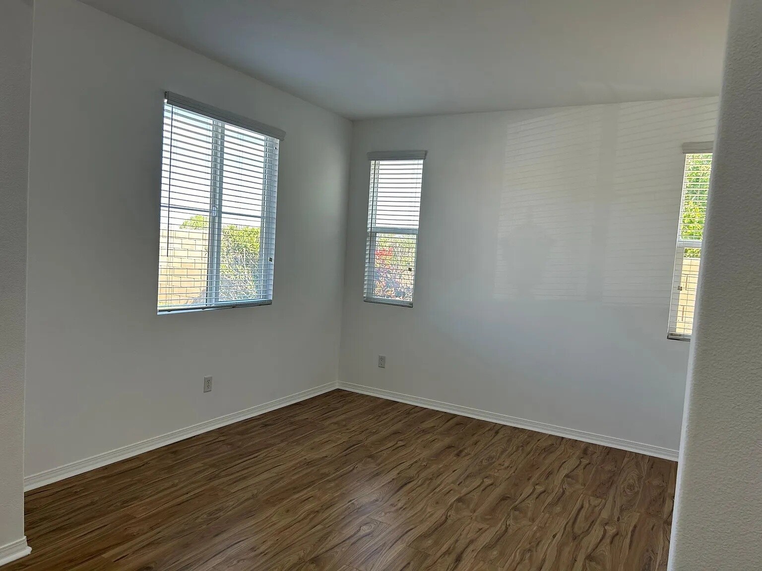 Building Photo - 40750 Hilton Head Ct