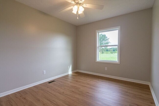 Building Photo - 2927 Greensboro Hwy