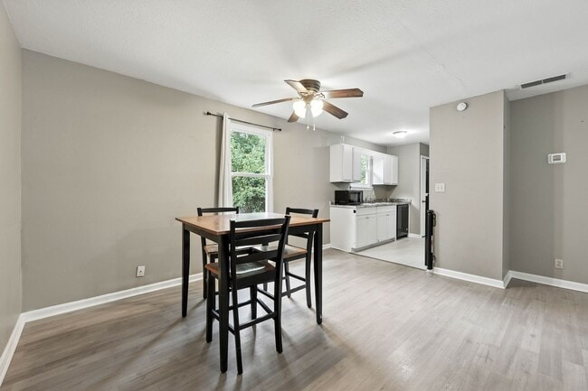 Building Photo - 412 Buckeye Ln