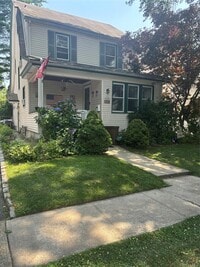 Building Photo - 181 Violet Ave