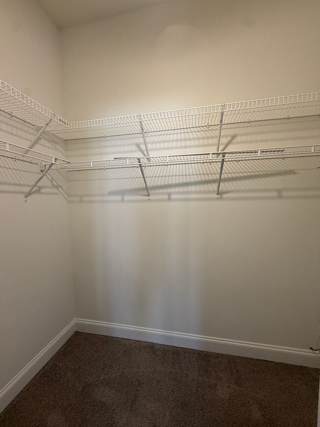 Building Photo - 3 bedroom, 2 bathroom home with fenced yard in Grovetown, GA