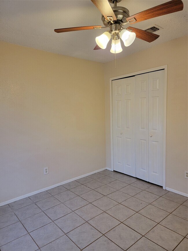 Building Photo - 6707 Loch Bruceray Dr