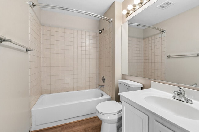 Building Photo - 1317 Spalding Dr