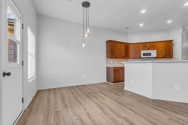 Building Photo - 509 Ford Ave