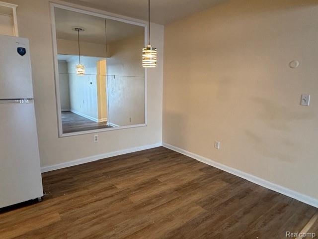 Building Photo - 417 Parkdale Ave