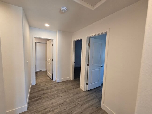 Building Photo - 7650 Rockaway Ave