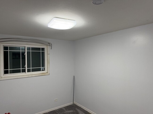 Building Photo - 11540 S Racine Ave