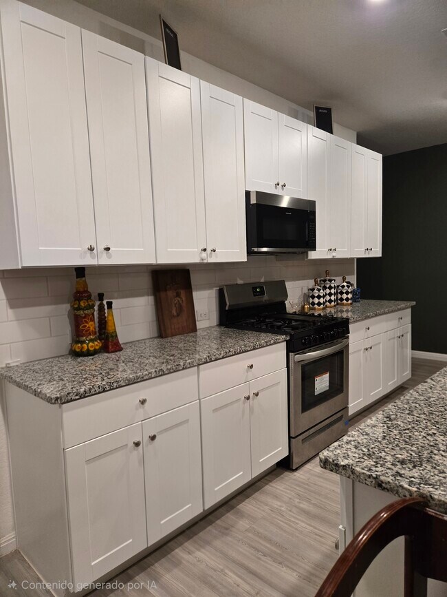 Building Photo - 13323 Savory Pl