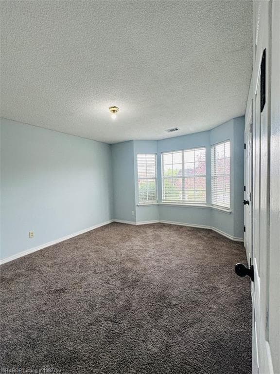 Building Photo - 3900 Bristol Ln