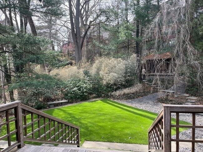 Building Photo - 38 Cumberland Ave