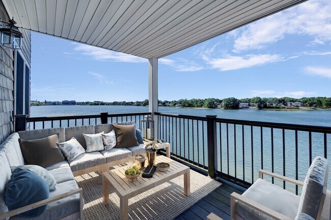 Primary Photo - 43 March St