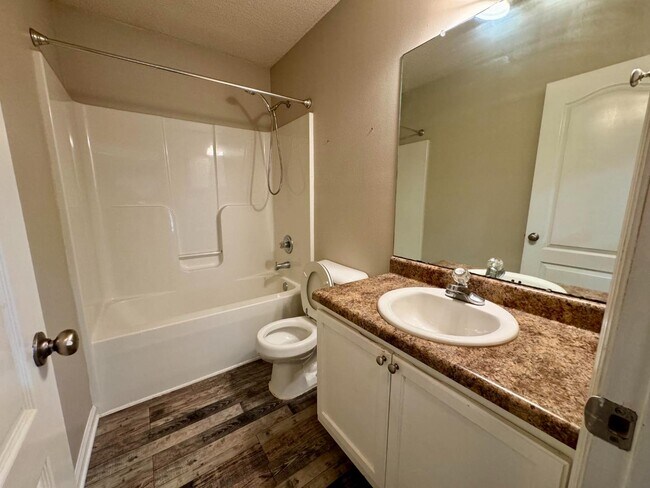 Building Photo - 161 Bremerton Dr SW