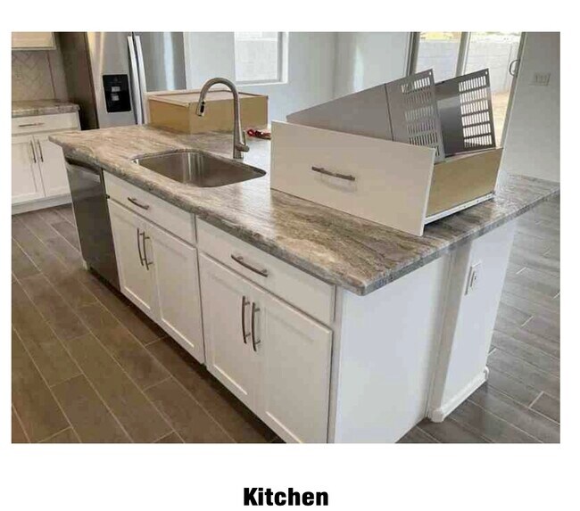 Building Photo - 7416 W Cavalier Dr