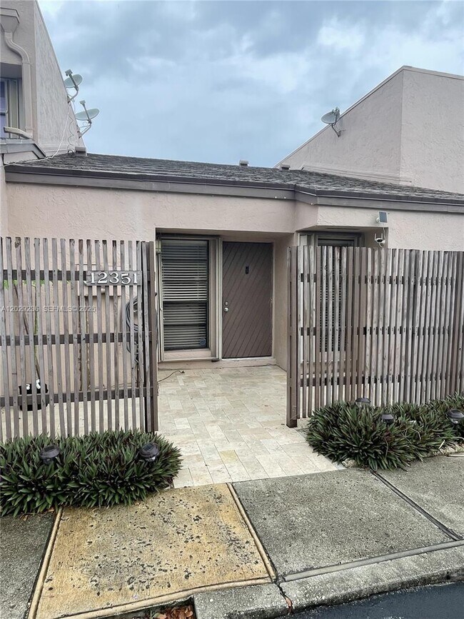 Building Photo - 12351 NW 11th Ct