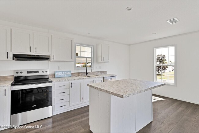 Building Photo - 6180 98th Ln